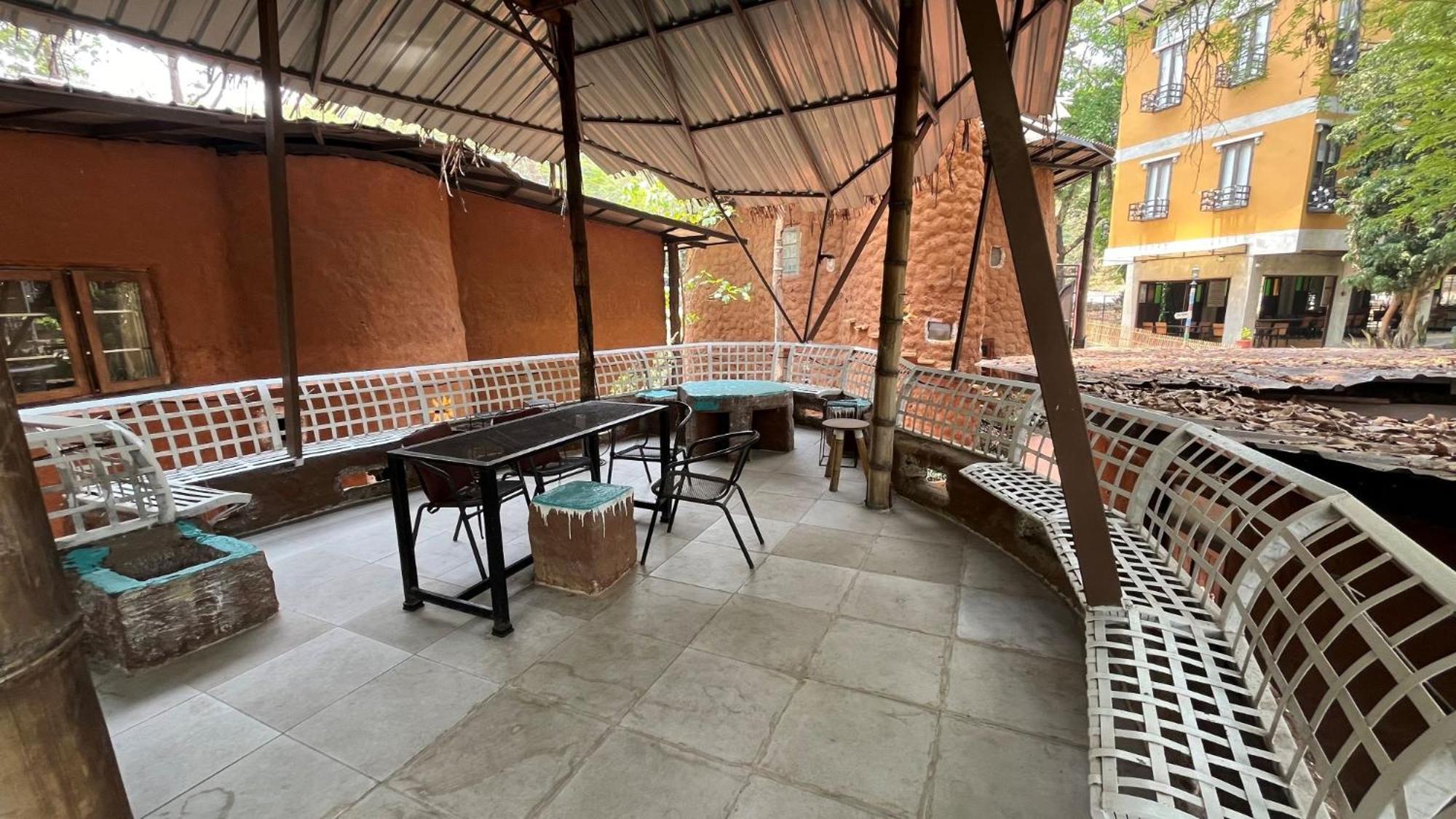 Hern Lhin Natural Resort Ban Pong  Екстер'єр фото