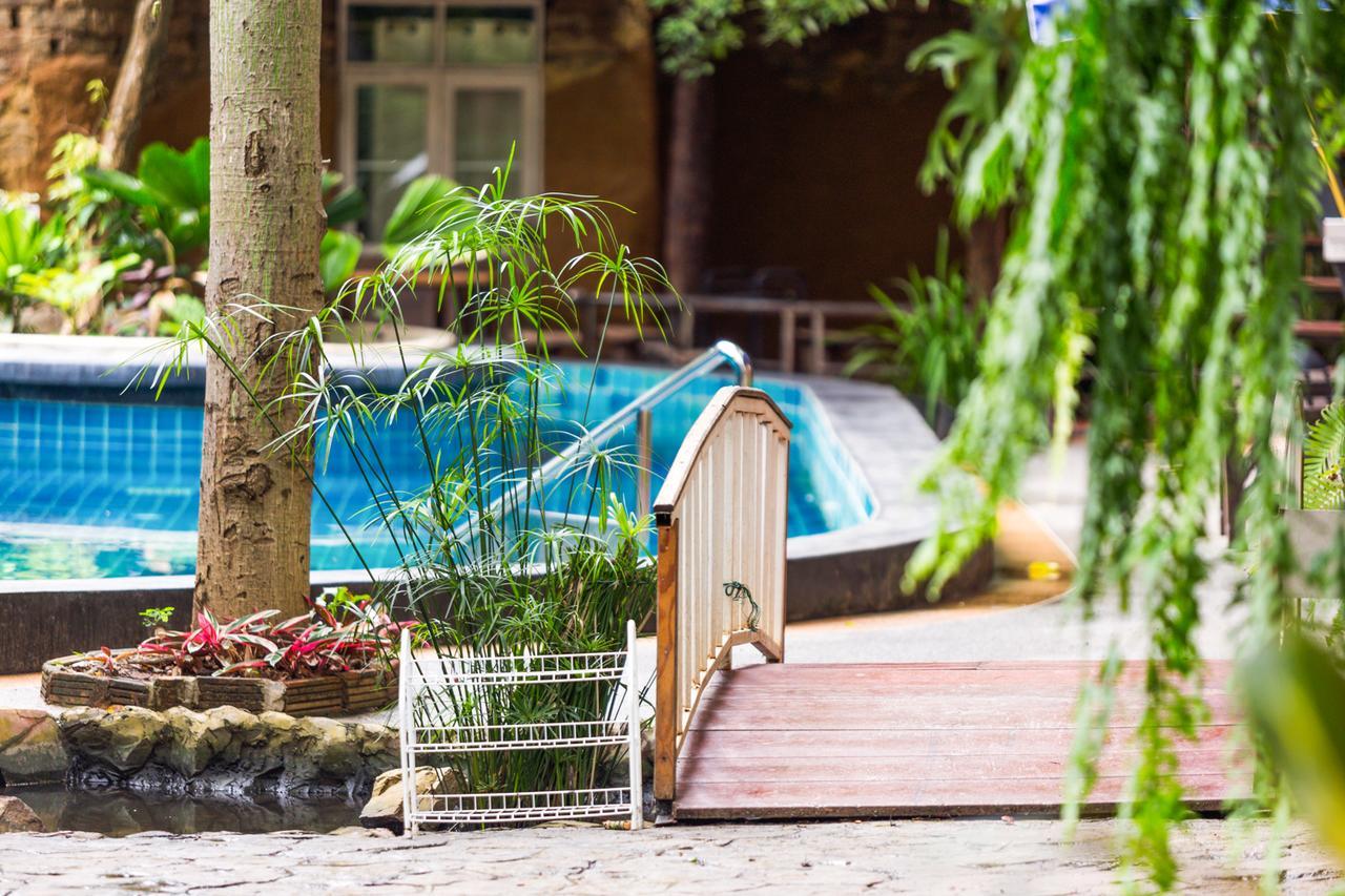 Hern Lhin Natural Resort Ban Pong  Екстер'єр фото
